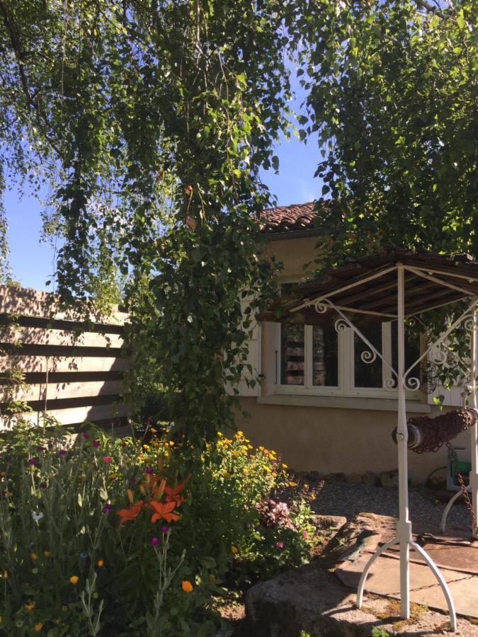 Le Gite Du Petit Renard: A Tranquil Gite With Pool Oradour-Saint-Genest 外观 照片