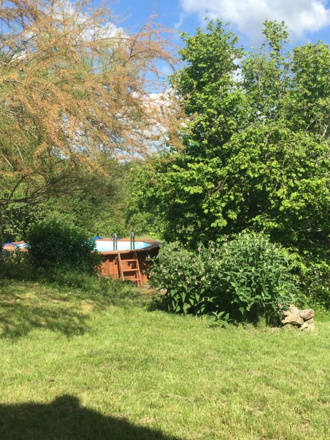 Le Gite Du Petit Renard: A Tranquil Gite With Pool Oradour-Saint-Genest 外观 照片